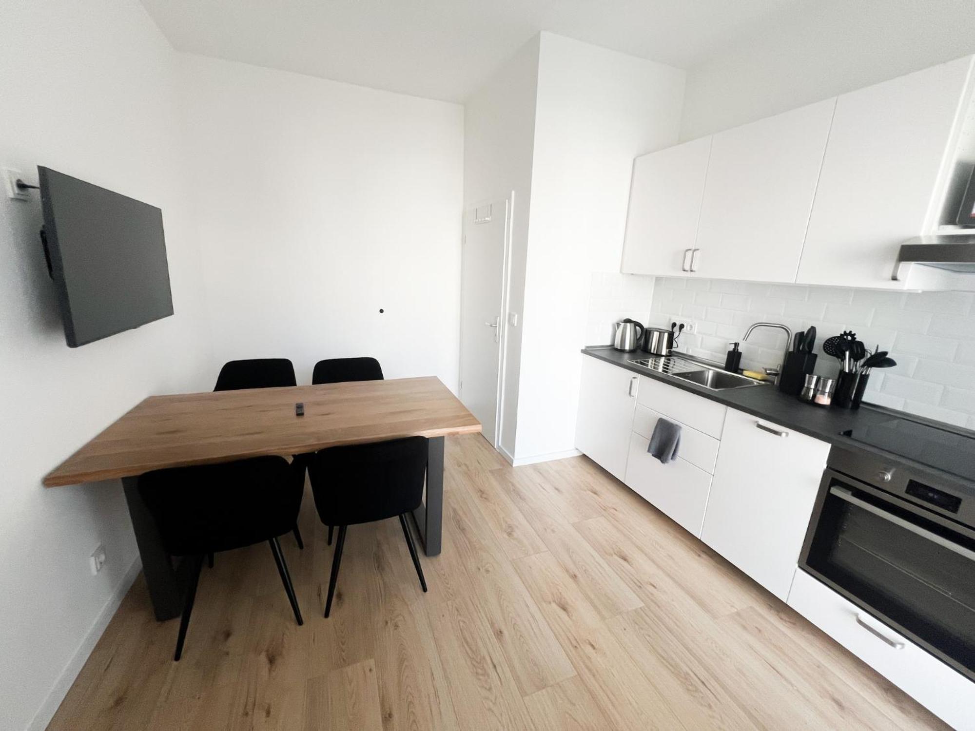 Vibehome Duesseldorf - Stadtmitte Eksteriør billede