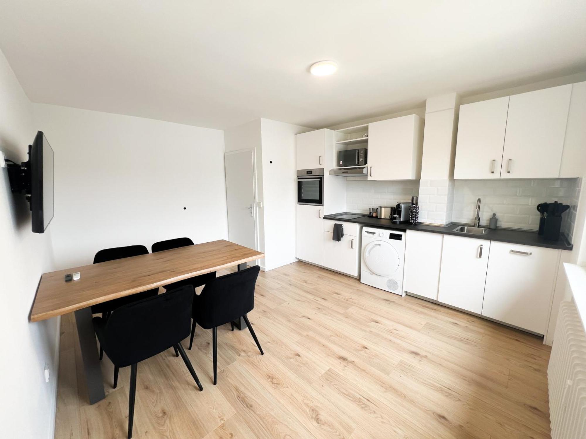 Vibehome Duesseldorf - Stadtmitte Eksteriør billede