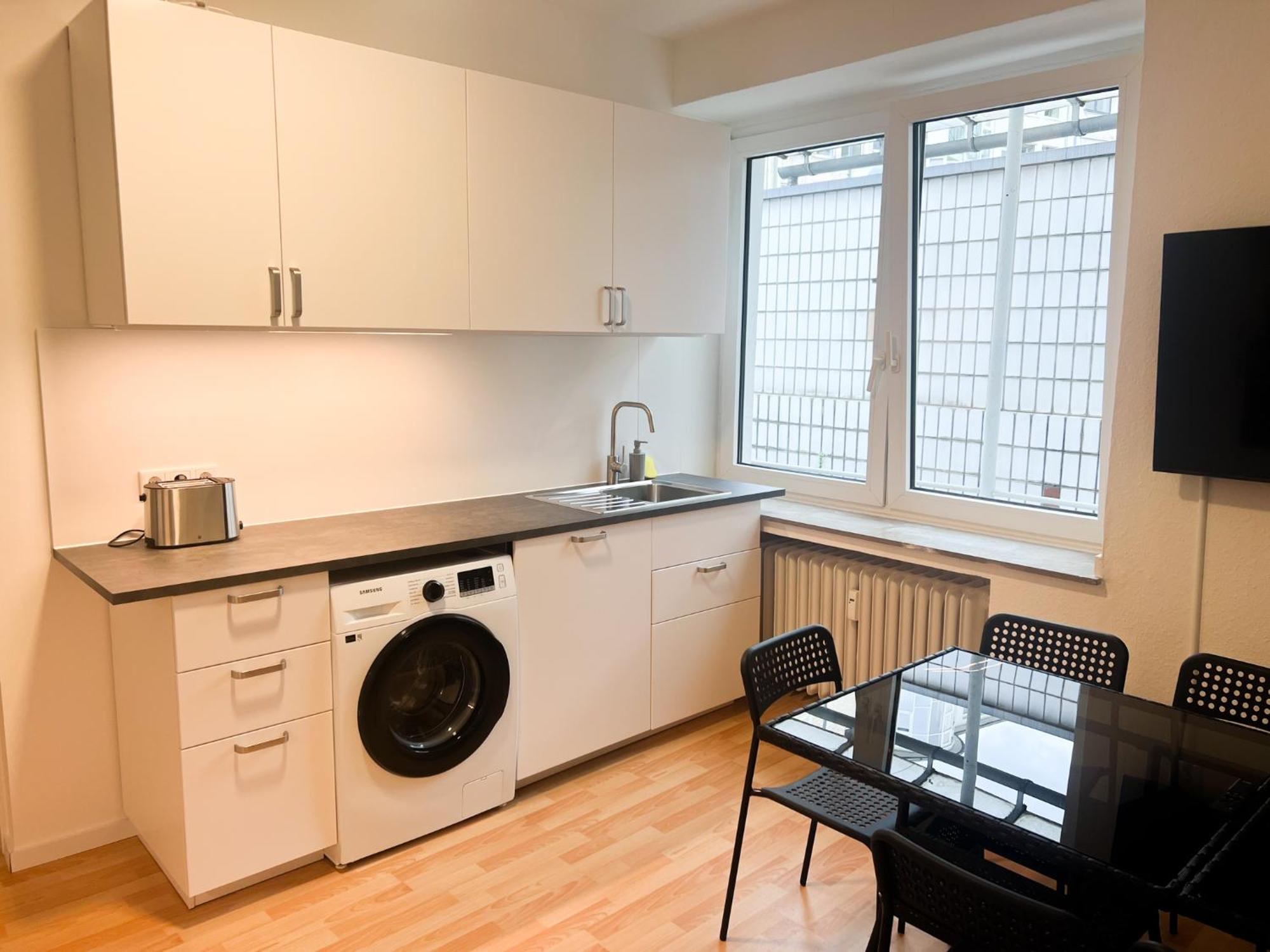Vibehome Duesseldorf - Stadtmitte Eksteriør billede
