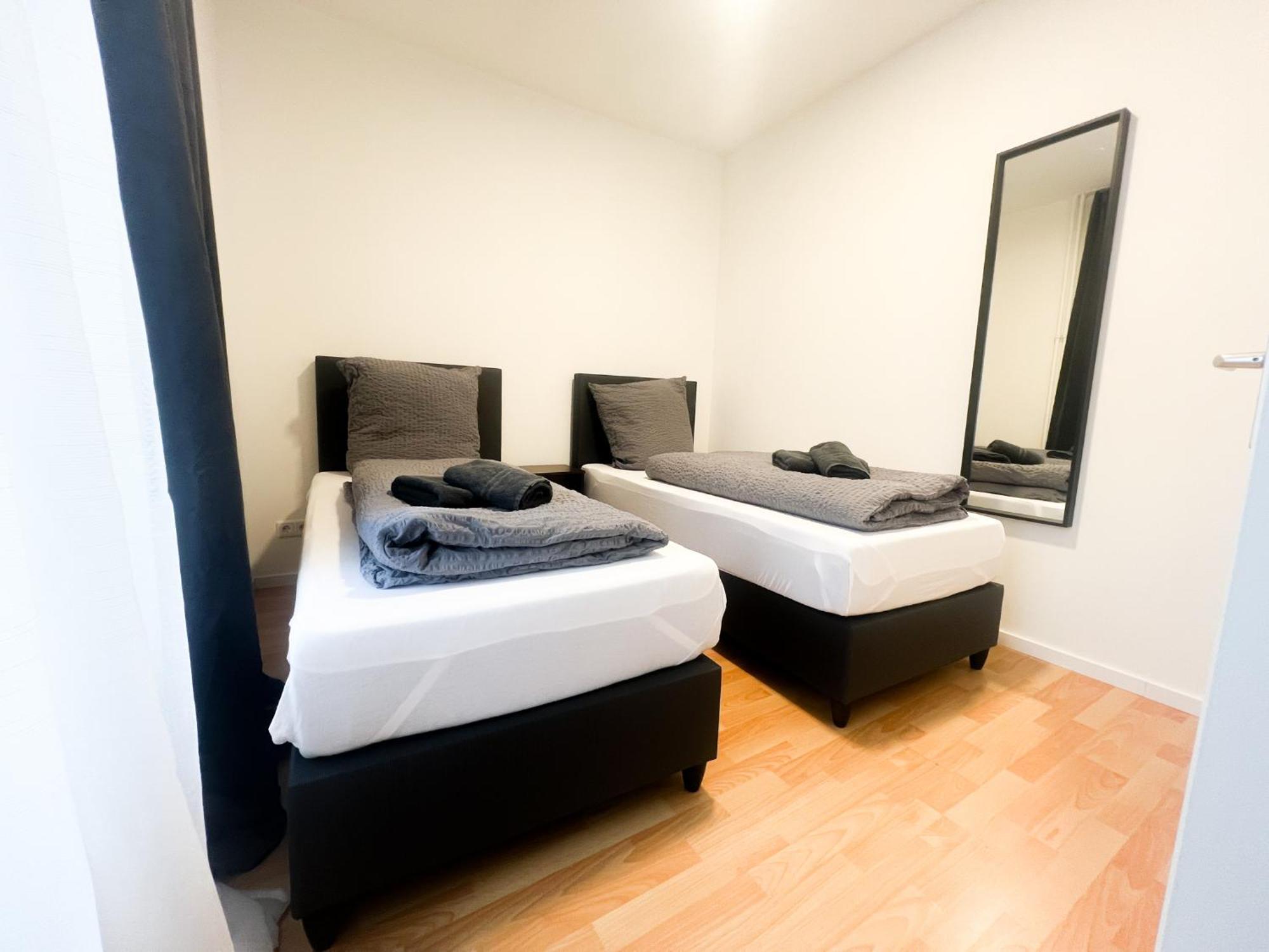 Vibehome Duesseldorf - Stadtmitte Eksteriør billede
